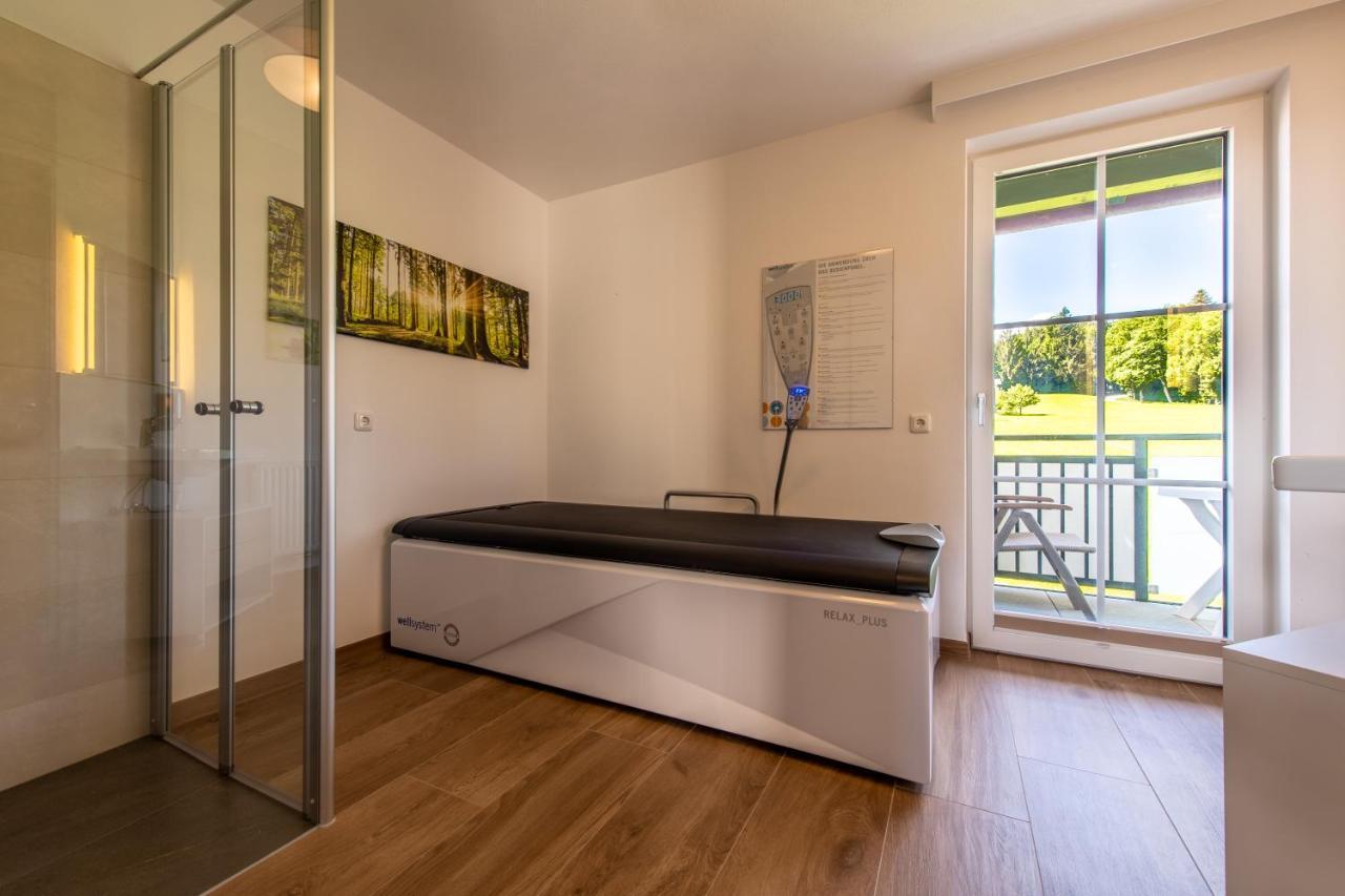 Hotel Irmgard Strass im Attergau ภายนอก รูปภาพ