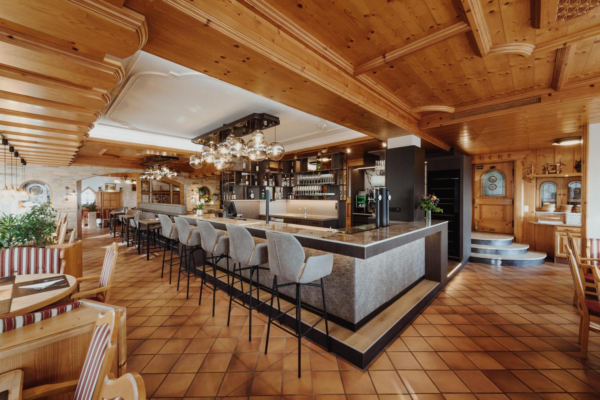 Hotel Irmgard Strass im Attergau ภายนอก รูปภาพ